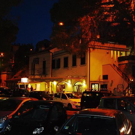 Locanda La Lucciola Porto Venere Exteriör bild